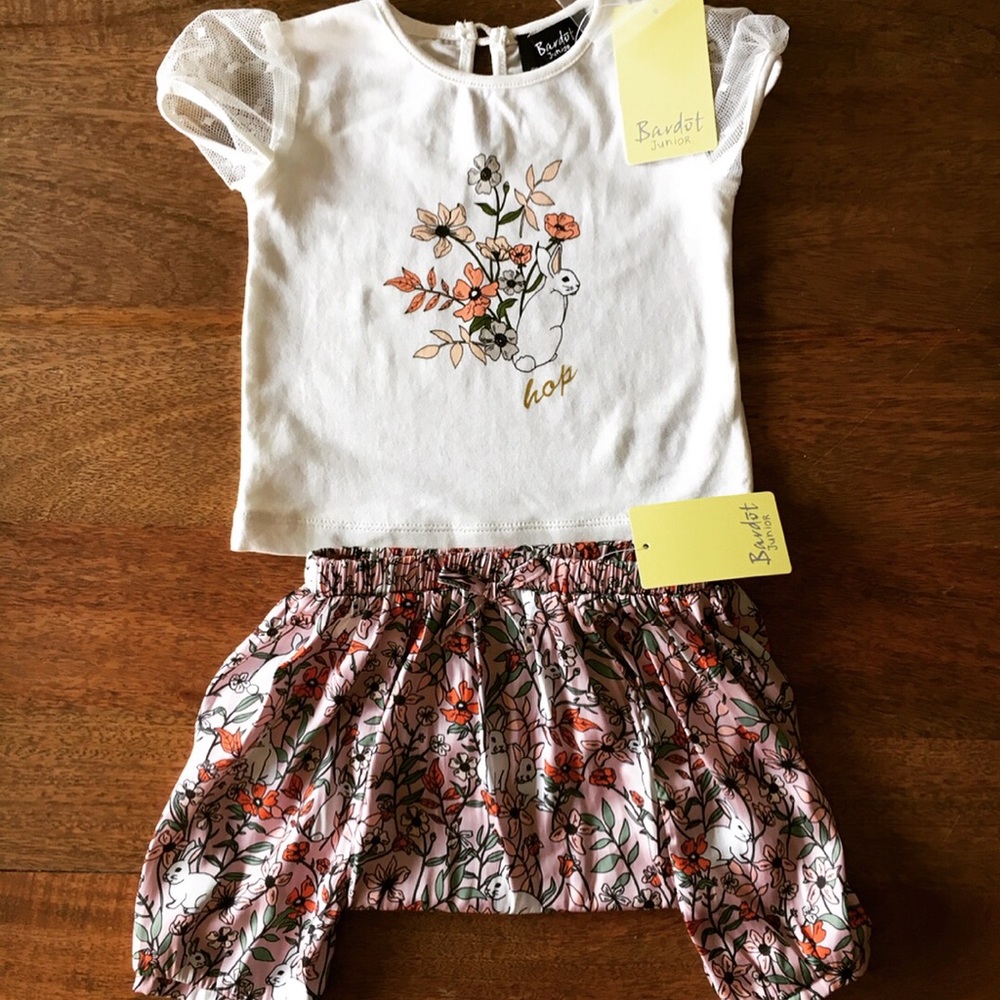 NWT Bardot Jr 2 piece set!